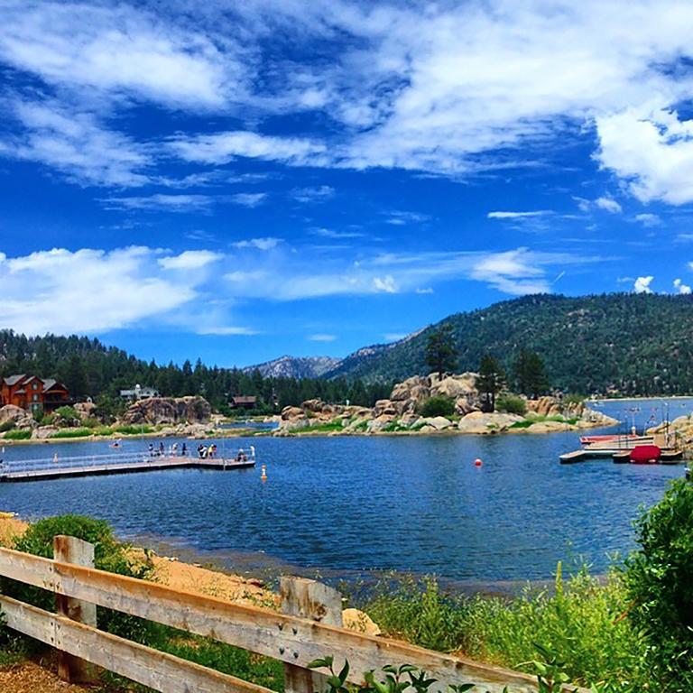 Hillcrest Suites & Cabins Velké Medvědí jezero Exteriér fotografie