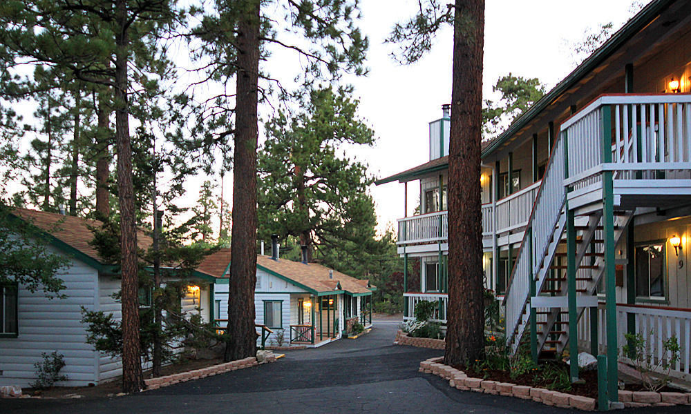 Hillcrest Suites & Cabins Velké Medvědí jezero Exteriér fotografie