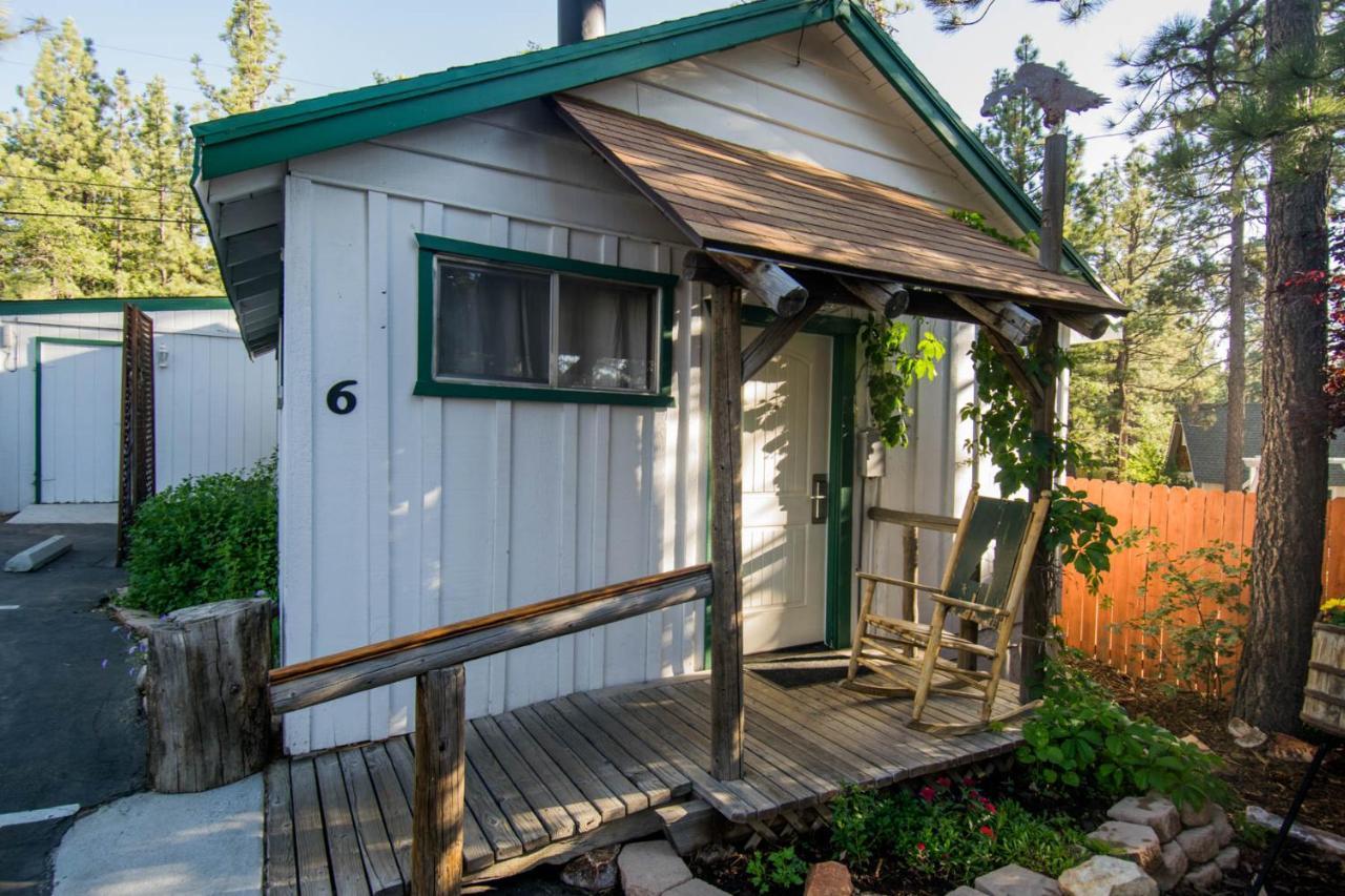 Hillcrest Suites & Cabins Velké Medvědí jezero Exteriér fotografie
